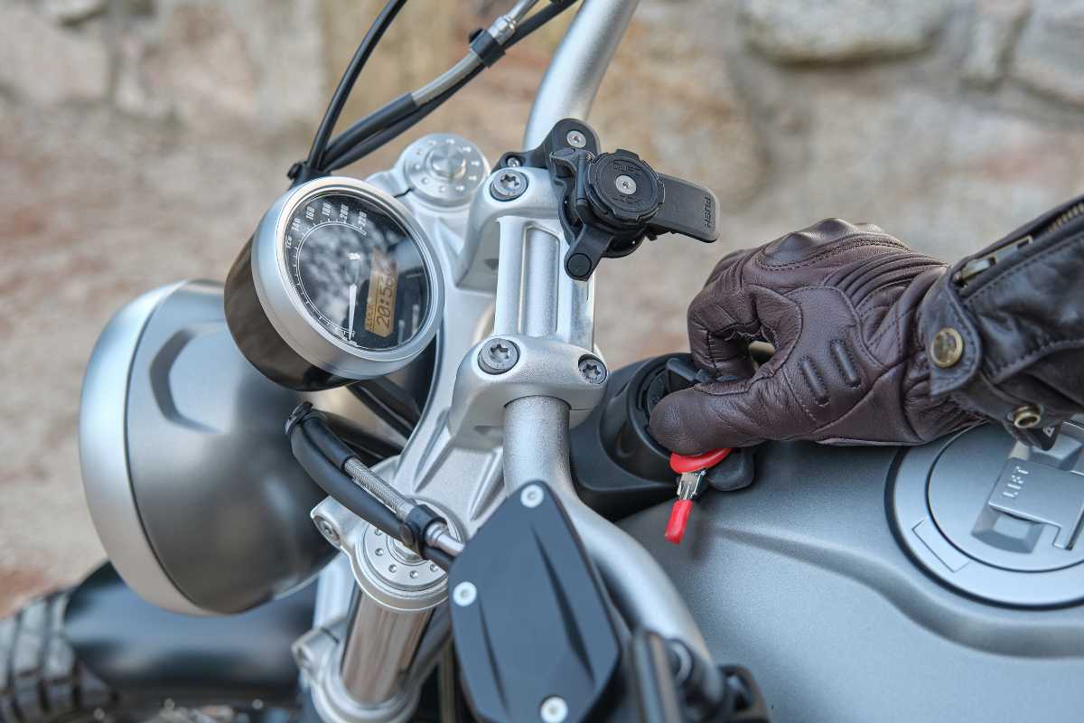 Comment passer les vitesses sur une moto facilement (1)